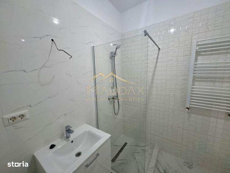 Apartament cu 2 camere decomandat în Roșu