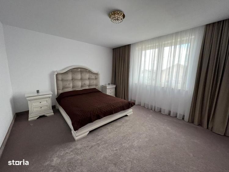 Casă cu 6 camere în Hărmanului