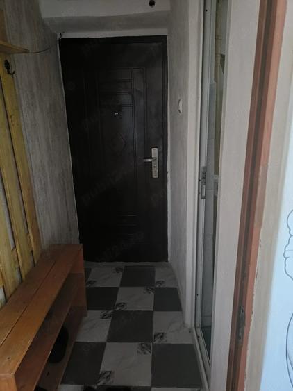Apartament cu 2 camere nedecomandat în 9 Mai
