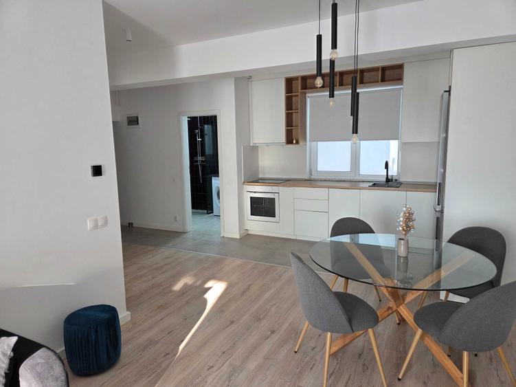 Apartament cu 2 camere semidecomandat în Bucureștii Noi