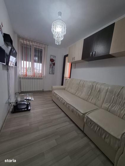 Apartament cu 3 camere decomandat în Ultracentral