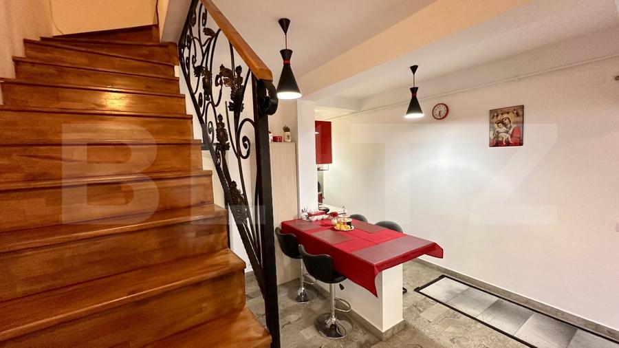 Apartament cu 3 camere și 2 băi, curte comuna, centrală pe gaz, ultracentral - 1