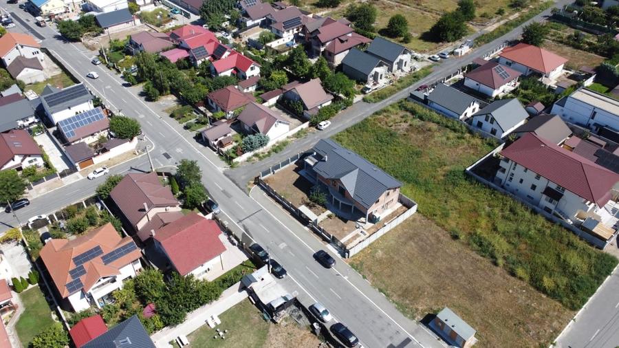 Casă individuală cu 6 camere cu Canalizare în Valu lui Traian