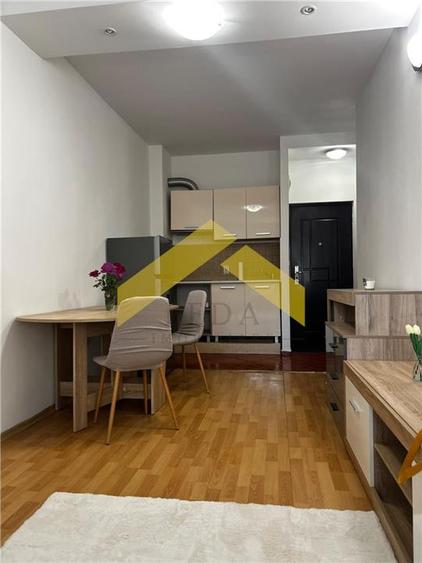 Apartament cu 2 camere semidecomandat în UTA