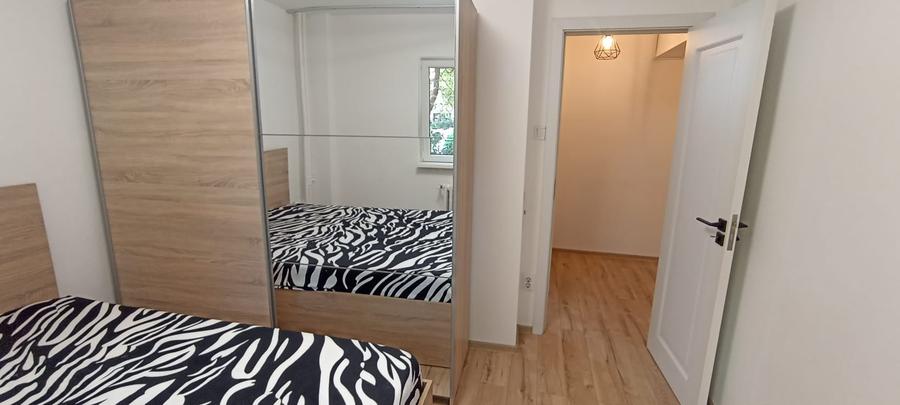 Apartament cu 3 camere decomandat în Rahova