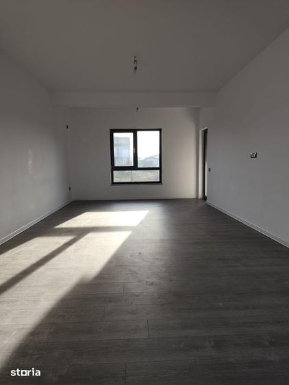 Casă cu 4 camere cu Teren 500 Mp în Tărtășești