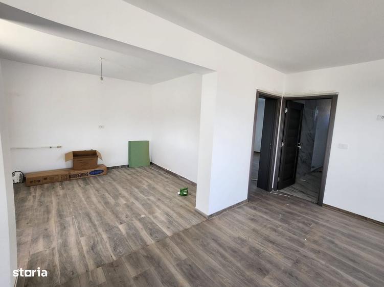 Casă cu 3 camere în Mărgineni
