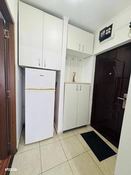 Apartament cu 2 camere semidecomandat, mobilat în Cantemir