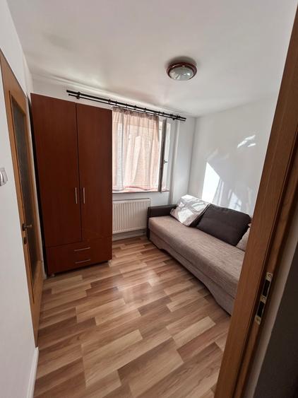Apartament cu 2 camere semidecomandat în Decebal