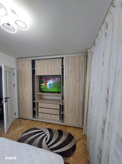 Apartament cu 2 camere decomandat, mobilat în Central