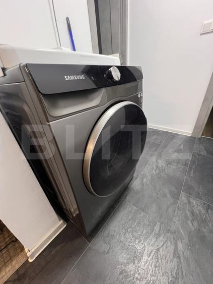 Apartament cu 3 camere decomandat, mobilat în Plopilor