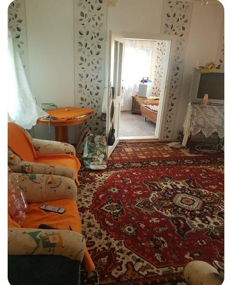Casă cu 3 camere în Central