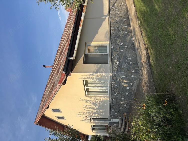 Casă cu 4 camere cu Teren 2700 Mp în Voila