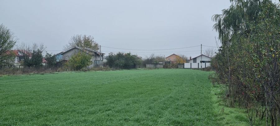 Teren Construcții intravilan de 750 mp, în Dârvari