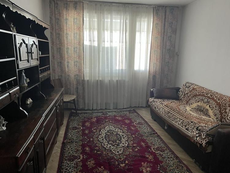 Apartament cu 2 camere nedecomandat în Central