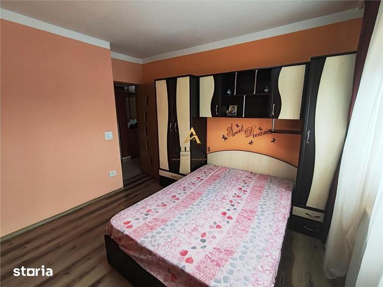 Apartament cu 2 camere decomandat în Republicii