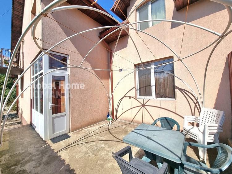 Casă cu 4 camere cu Teren 1094 Mp în 1 Decembrie
