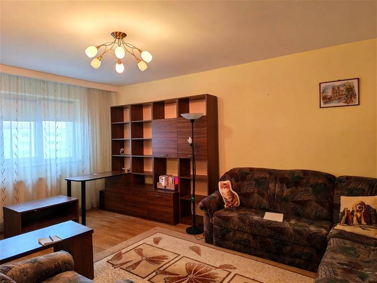 Apartament cu 4 camere decomandat, mobilat în Bistrița Lac