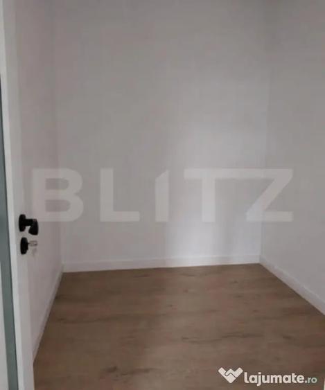 Casă cu 4 camere cu Teren 530 Mp în Central