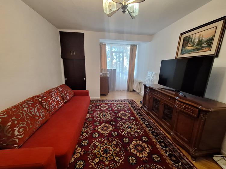Apartament cu 2 camere semidecomandat în Grivița