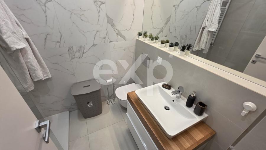 Apartament cu 2 camere decomandat, mobilat în Aviației