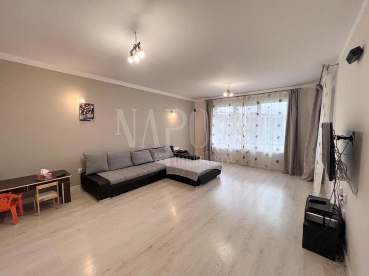 Casă individuală cu 5 camere cu Canalizare în Iris