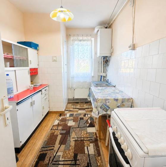 Apartament cu 2 camere semidecomandat în Astra
