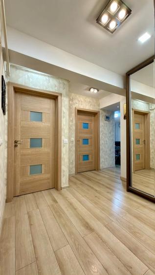 Apartament cu 2 camere decomandat în Republicii