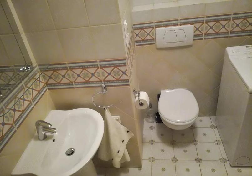 Garsonieră decomandată în Spitalul Județean