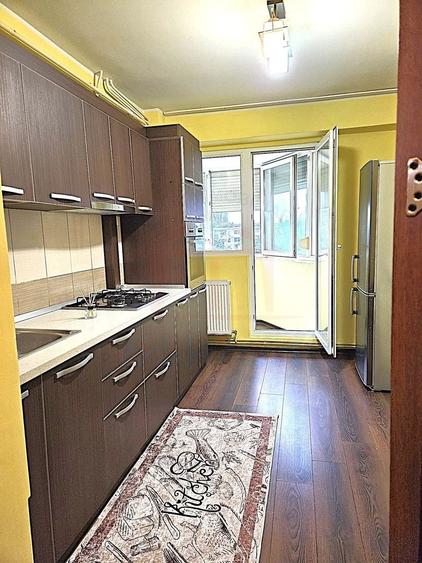 Apartament cu 3 camere decomandat, mobilat în Siderurgiștilor