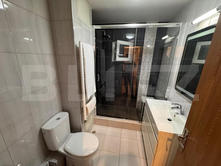 Apartament 3 camere, 69 mp 1 Mai - 12