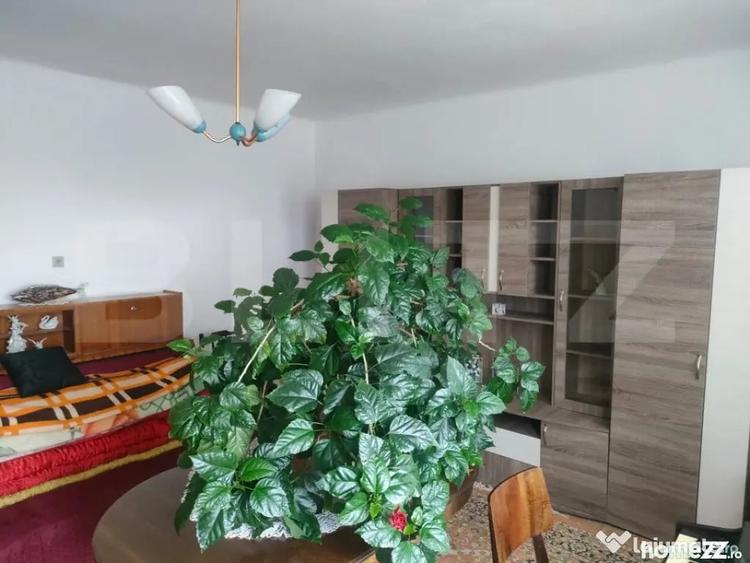 Casă cu 4 camere cu Teren 2190 Mp în Siret