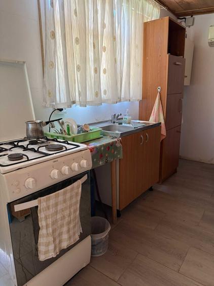 Casa la tara de vanzare in Tarnava, Teleorman locuibila, teren, foisor, hidrofor, 1500mp - 4