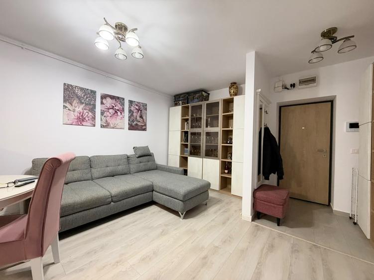 Apartament cu 3 camere decomandat, mobilat în Theodor Pallady