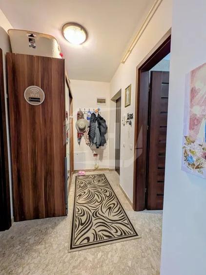 Apartament cu 2 camere semidecomandat, mobilat în Mărăști