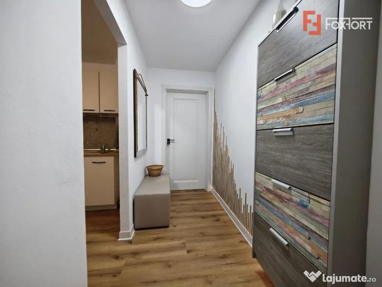Apartament cu 2 camere semidecomandat în Girocului