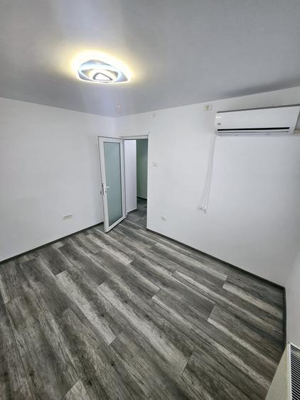 Apartament cu 3 camere decomandat în Republicii