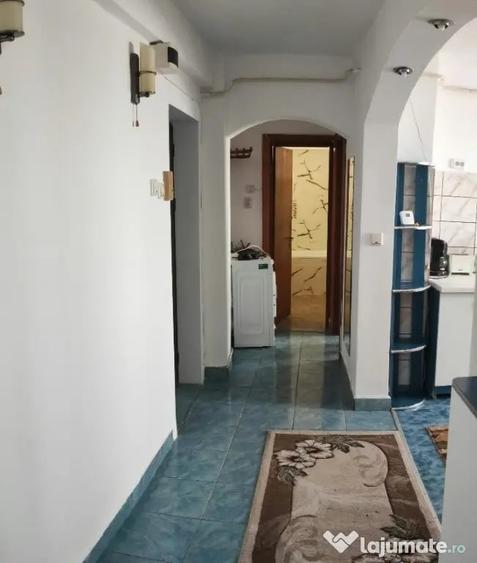 Apartament cu 2 camere decomandat în Burdujeni