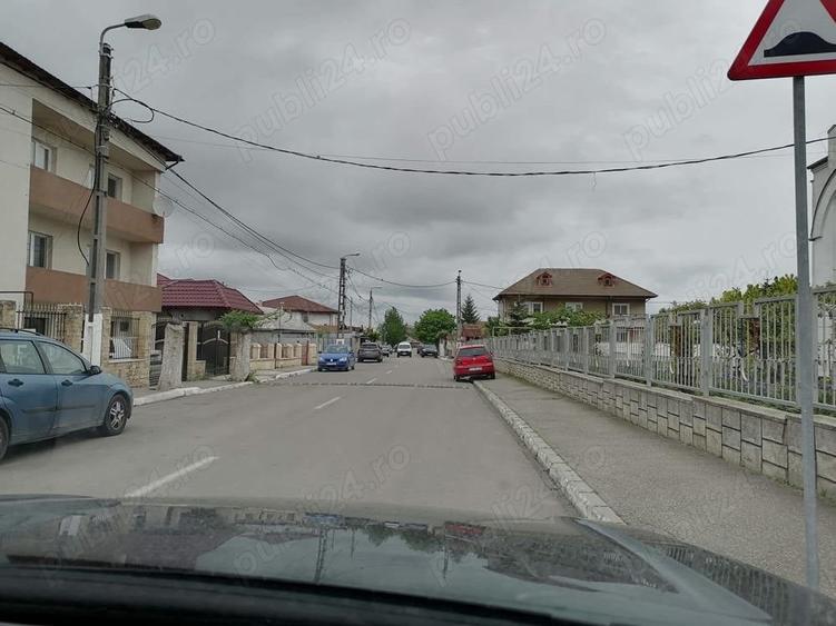 Teren de 1000 mp, în Palazu Mare