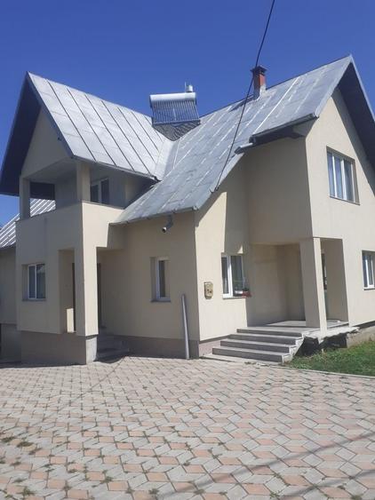 Casă cu 3 camere în Valea Mare