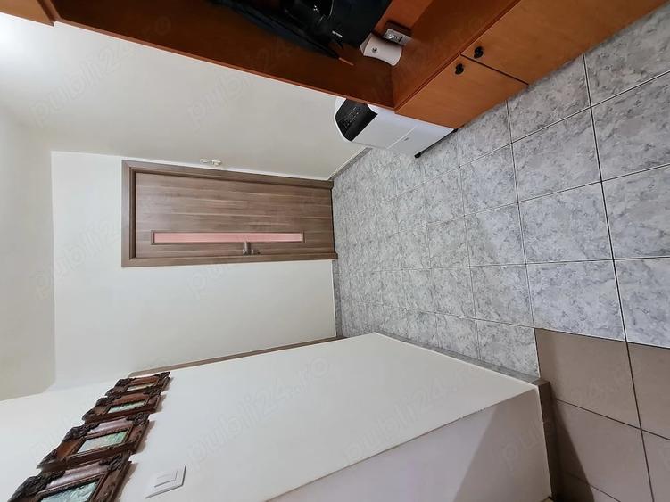Garsonieră decomandată în Lipovei