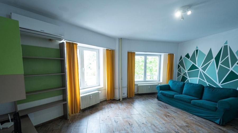 Apartament cu 2 camere decomandat în Calea Călărașilor