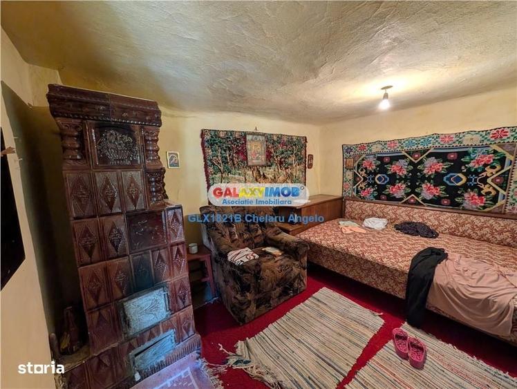 Casă cu 3 camere în Lipia