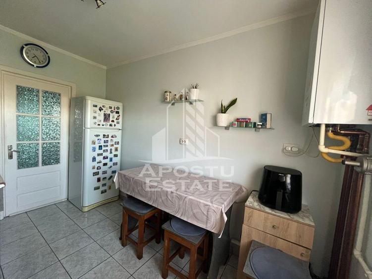 Apartament cu 3 camere decomandat în Șagului