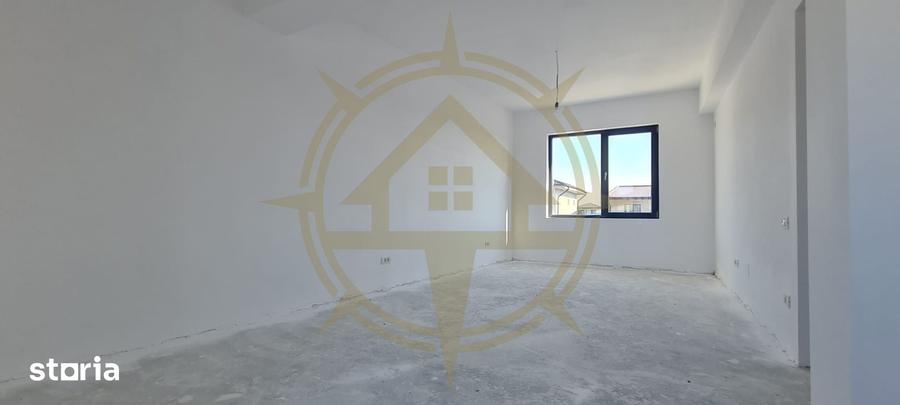 Casă cu 4 camere cu Teren 250 Mp în Odăile