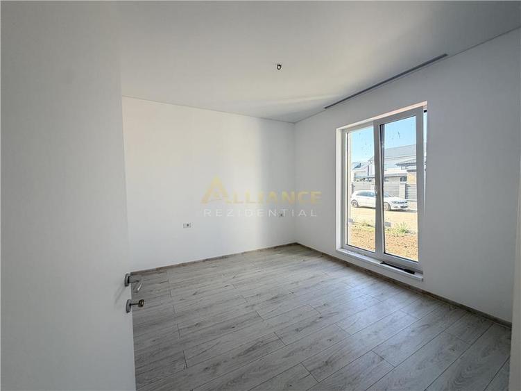 Casă individuală cu 4 camere cu Teren 500 Mp în Berceni