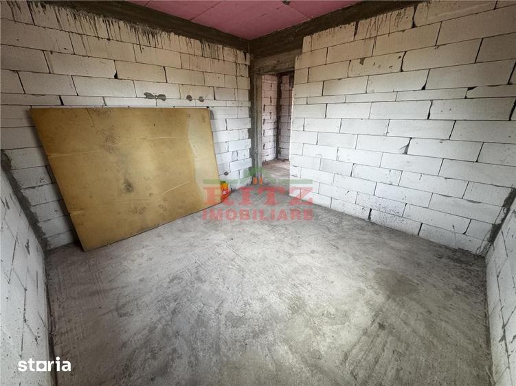 Casă cu 3 camere cu Teren 700 Mp în Central