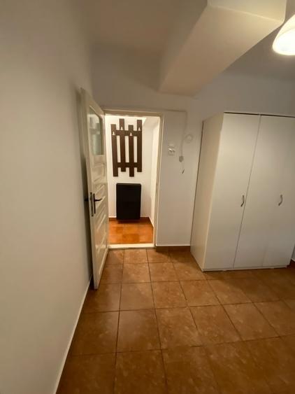 Apartament cu 2 camere semidecomandat în Romană