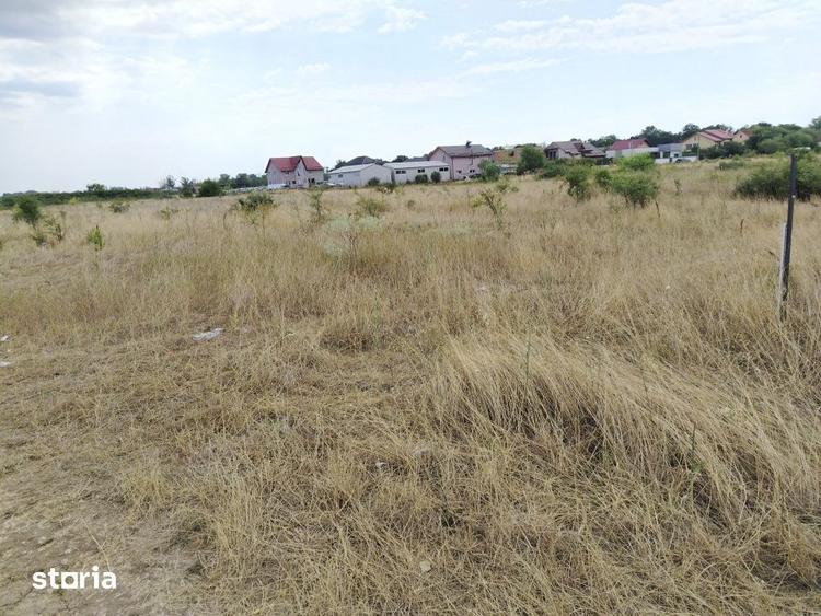 Teren de 500 mp, în Popoveni