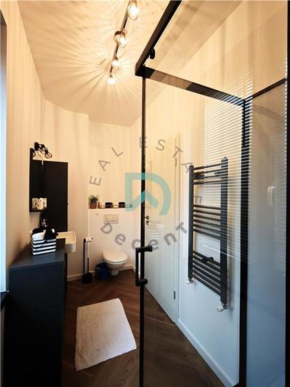 Apartament cu 2 camere decomandat în Ultracentral